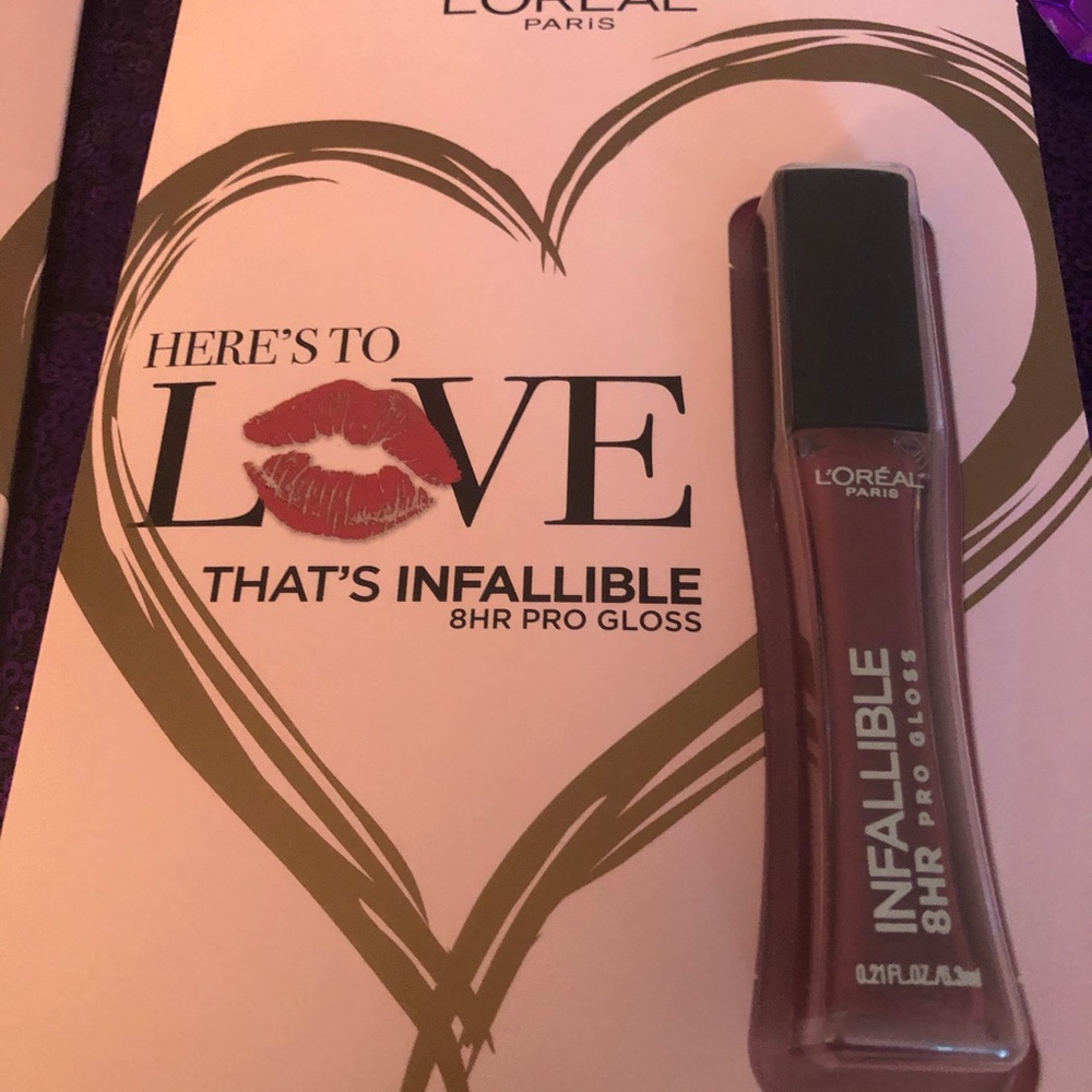 L’Oréal Paris Lip color